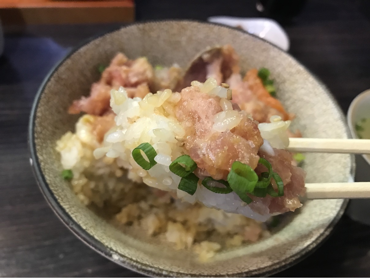 1度で2度美味しい 吉祥寺の海鮮丼は食べきっても安心の作り 食べ歩きおじさんの 主に 23区外飯巡り